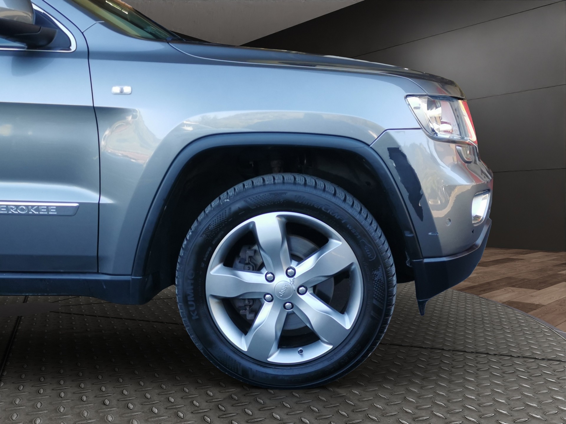 JEEP Grand Cherokee 3.0 CRD Overland Automatic-image-3