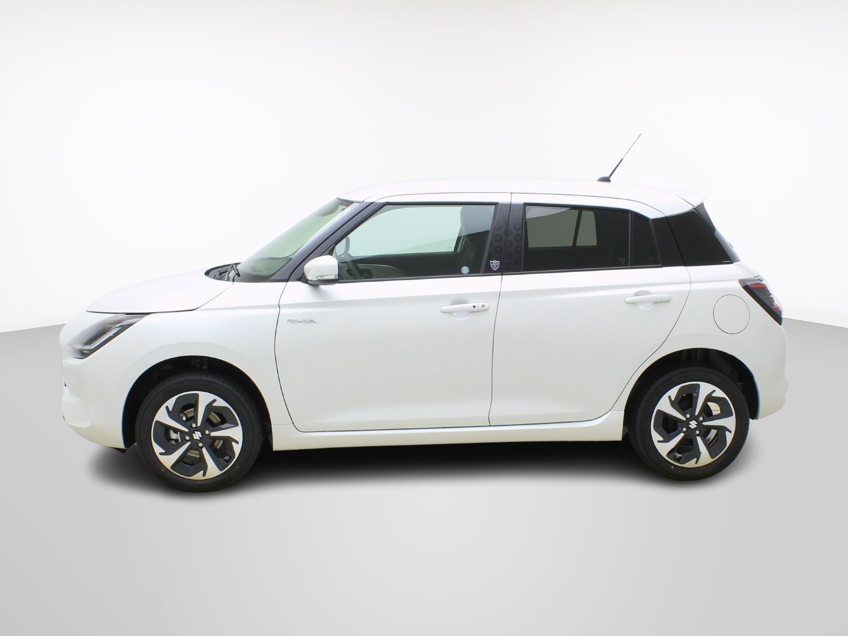 SUZUKI Swift 1.2 Piz Sulai Top Hybrid 4x4-image-1