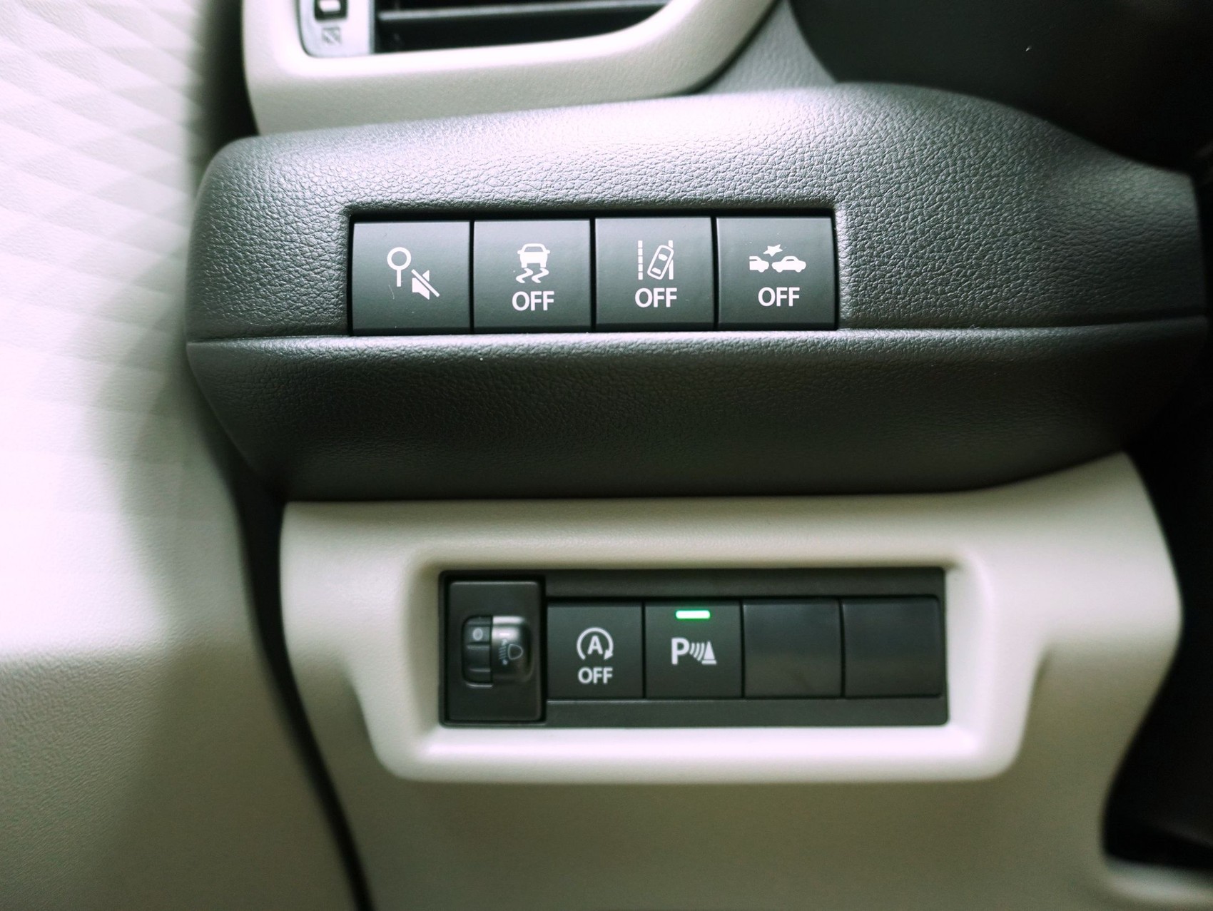 SUZUKI Swift 1.2 Piz Sulai Top Hybrid 4x4-image-14