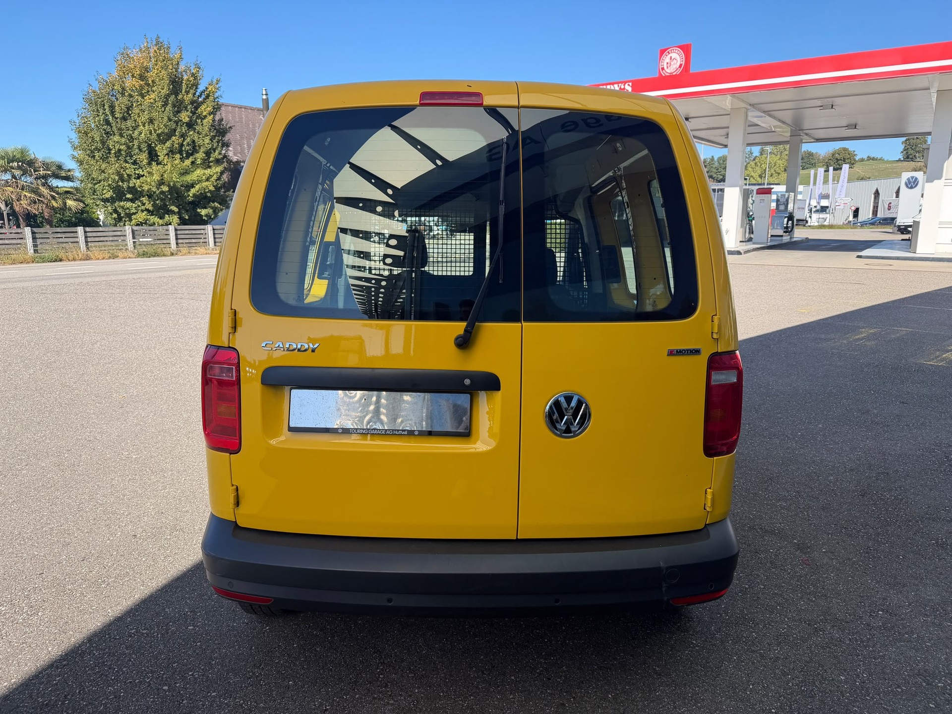 VW Caddy 2.0TDI 4Motion BlueMotion Technology 4x4 Handschaltung-image-3