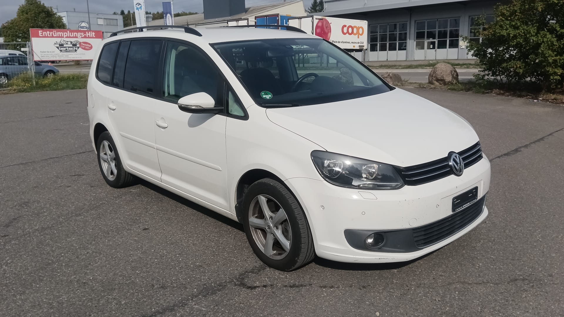 VW Touran 2.0 TDI BlueMotion Technology Highline-image-1