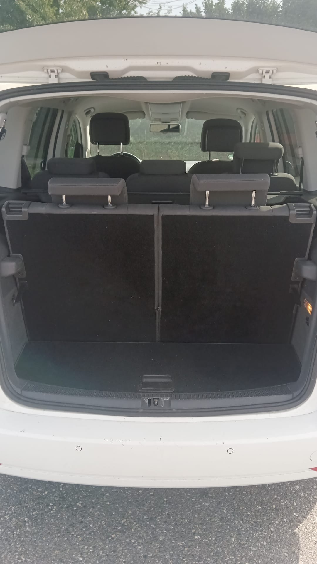 VW Touran 2.0 TDI BlueMotion Technology Highline-image-7