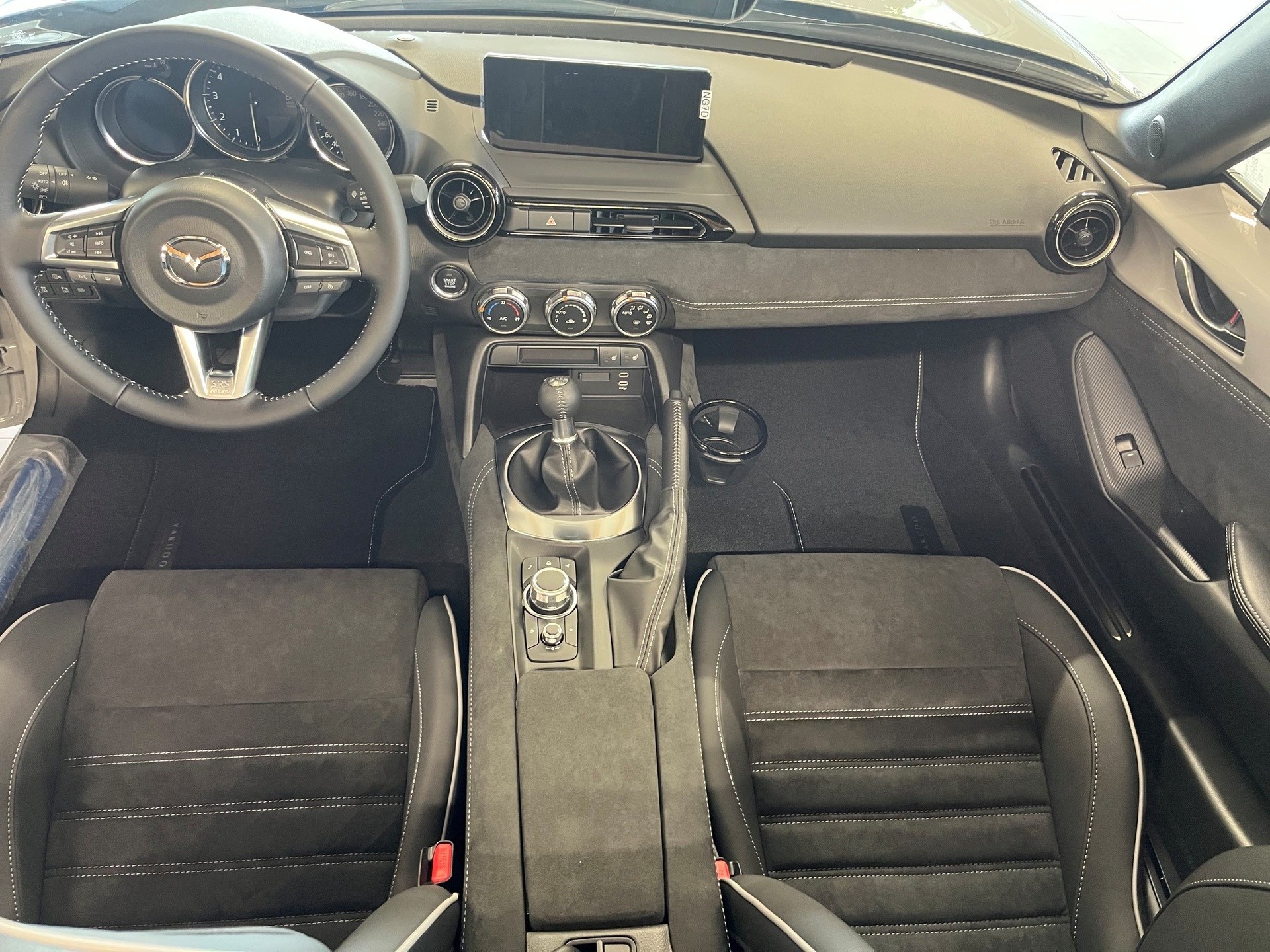 MAZDA 1.5L SKYACTIV-G 136 6MT RWD Yakudo-image-8