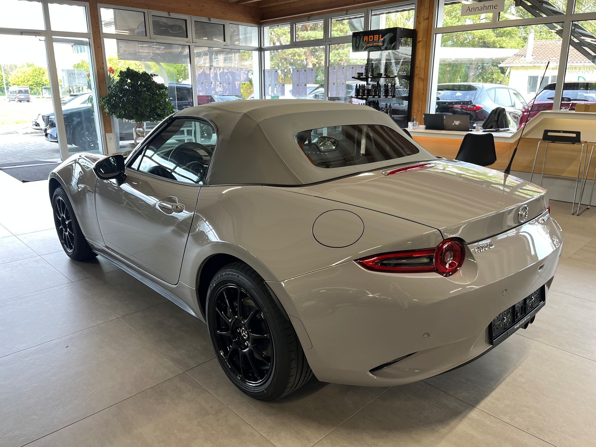 MAZDA 1.5L SKYACTIV-G 136 6MT RWD Yakudo-image-3