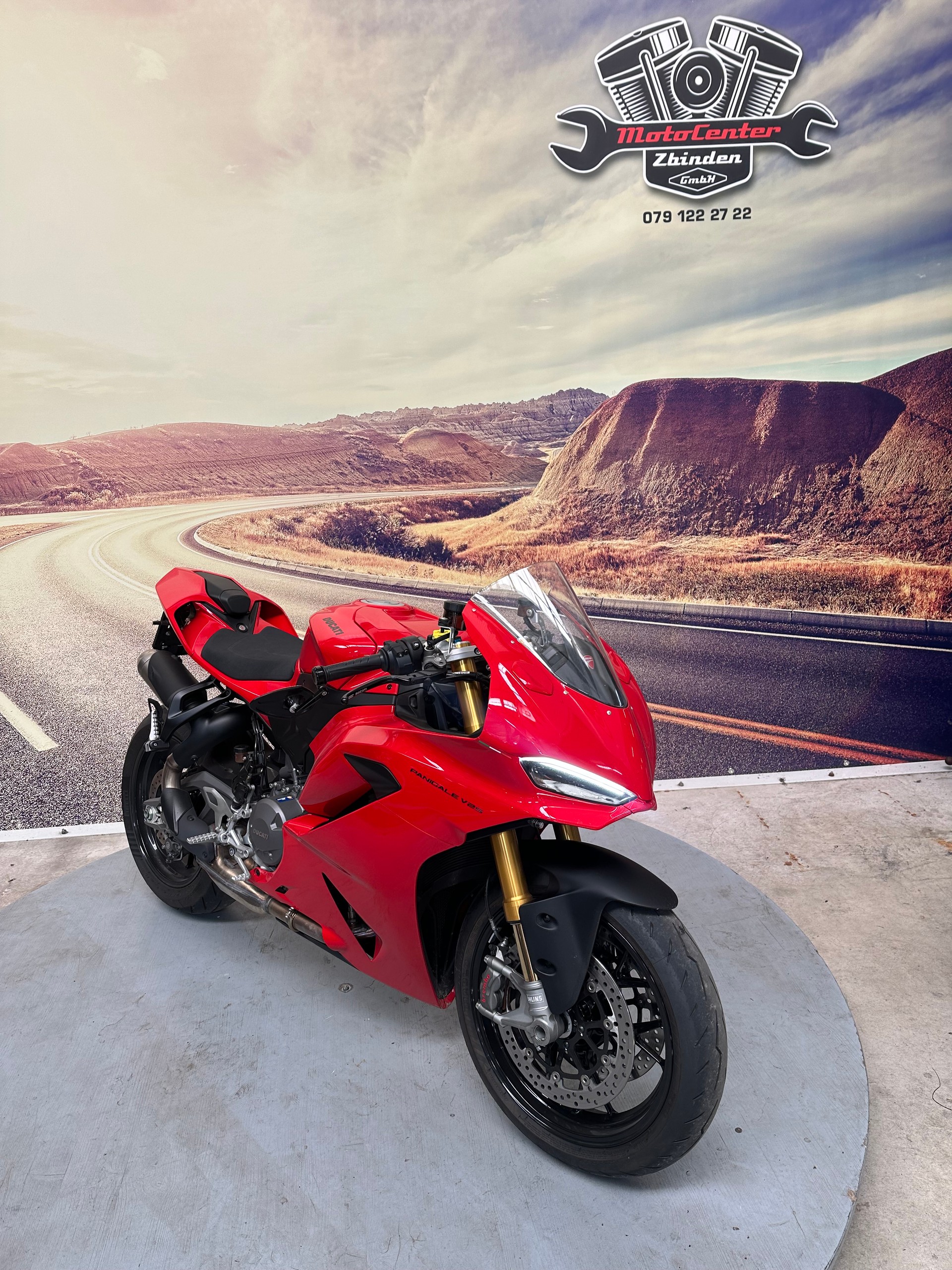 DUCATI V2 S 35 kW-showroom-element-1