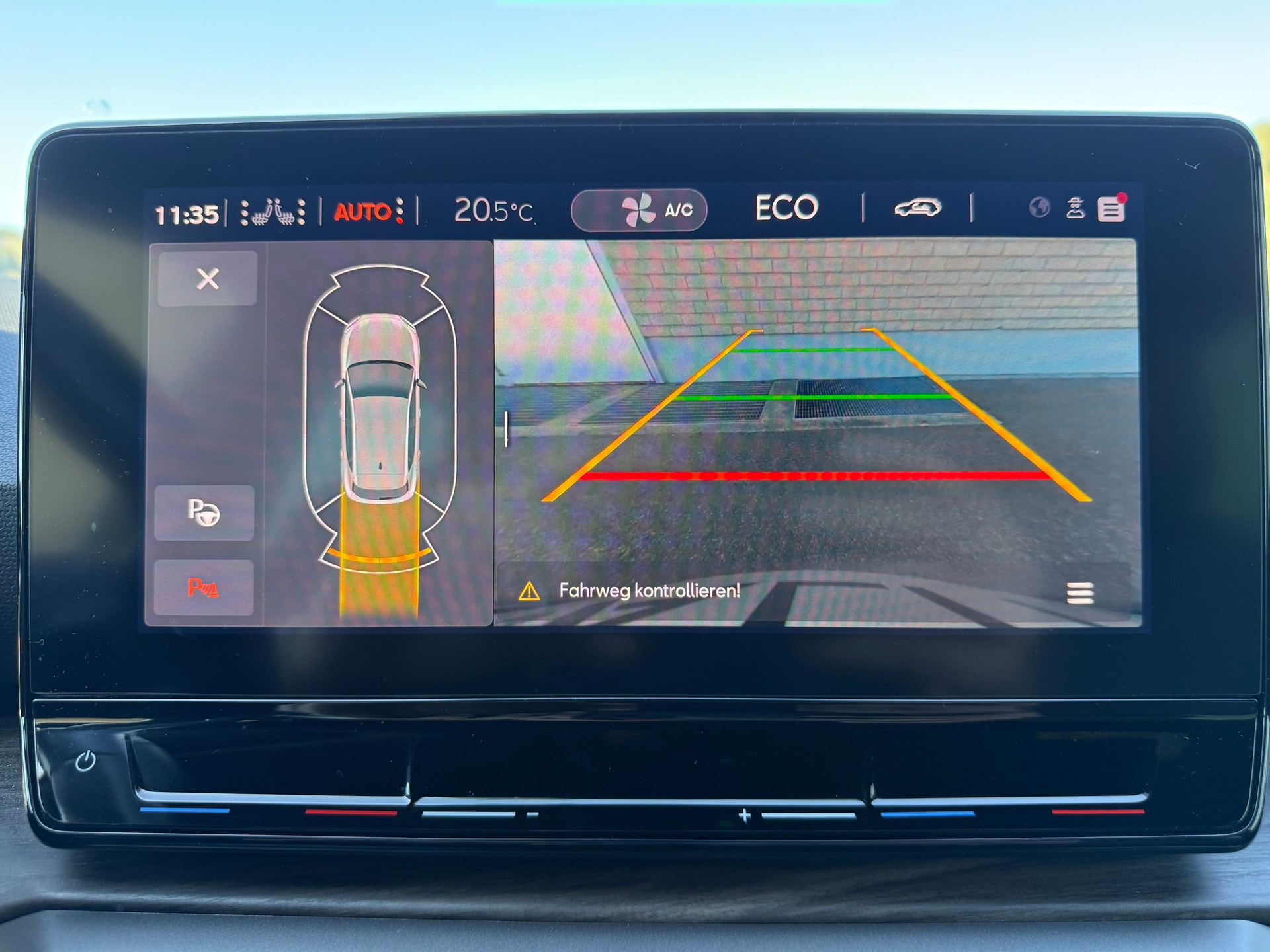 SEAT Leon 1.4 eHybrid pHEV DSG FR-image-8