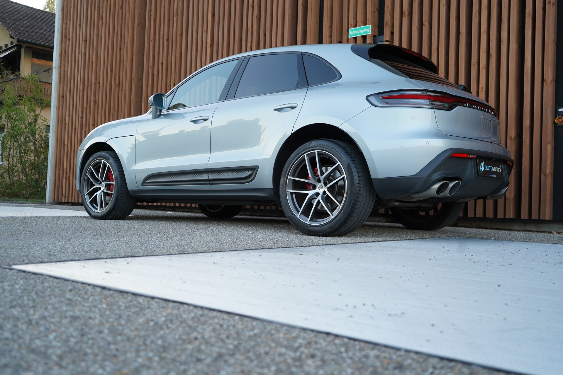 PORSCHE MACAN S PDK l 380 PS-image-5