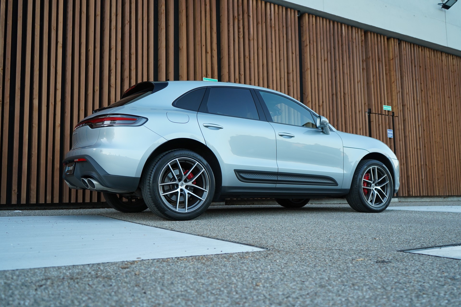 PORSCHE MACAN S PDK l 380 PS-image-9