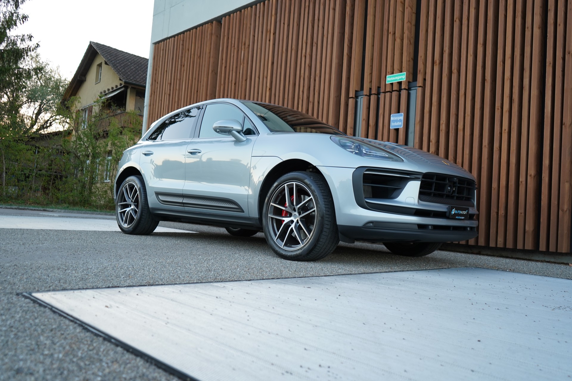 PORSCHE MACAN S PDK l 380 PS-image-8