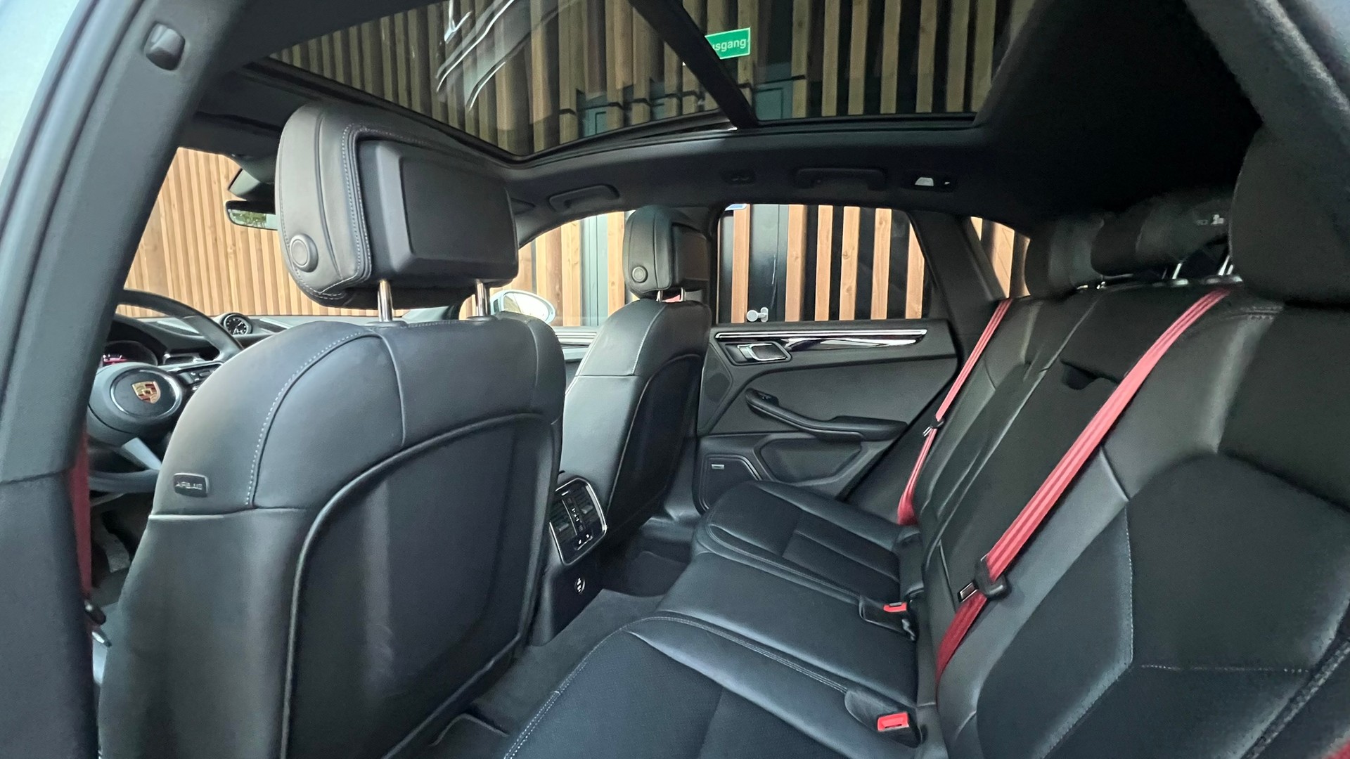 PORSCHE MACAN S PDK l 380 PS-image-27