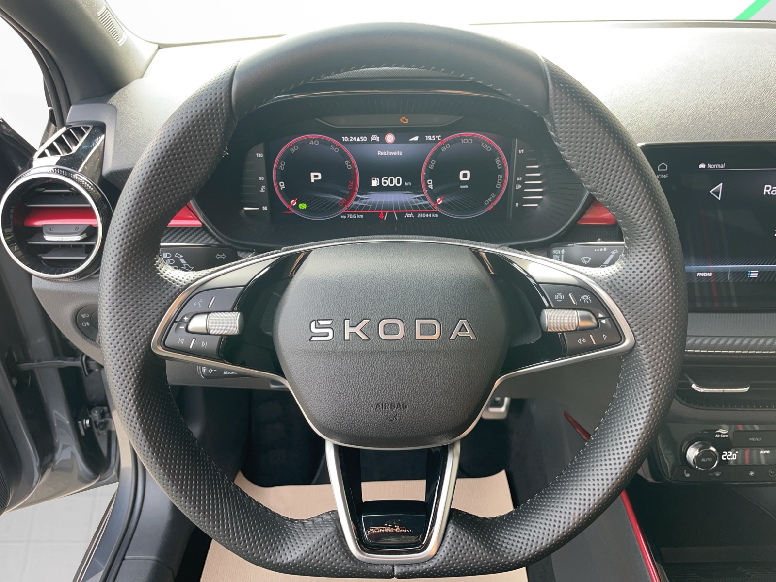 SKODA Fabia 1.0 TSI Monte Carlo DSG-image-7