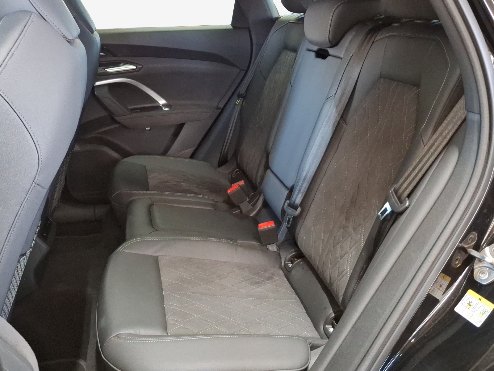 AUDI Q5 TFSI quatto 150 kW S-tronic-image-11