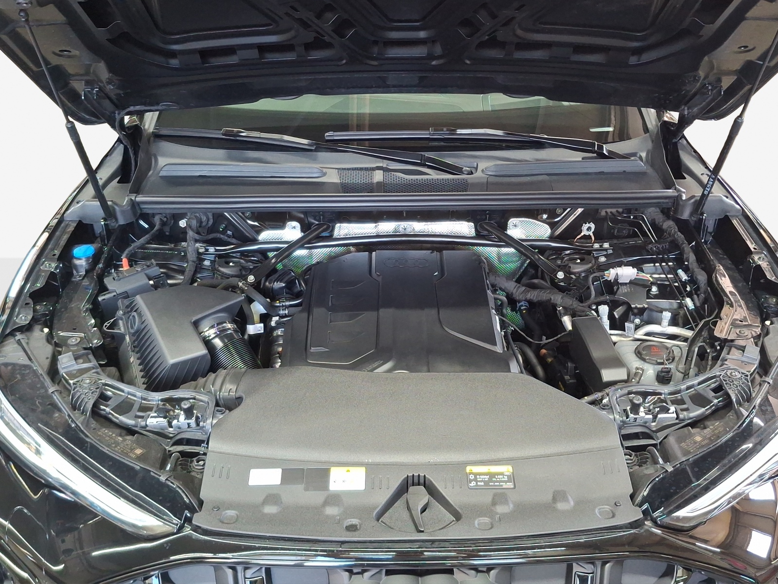 AUDI Q5 TFSI quatto 150 kW S-tronic-image-15