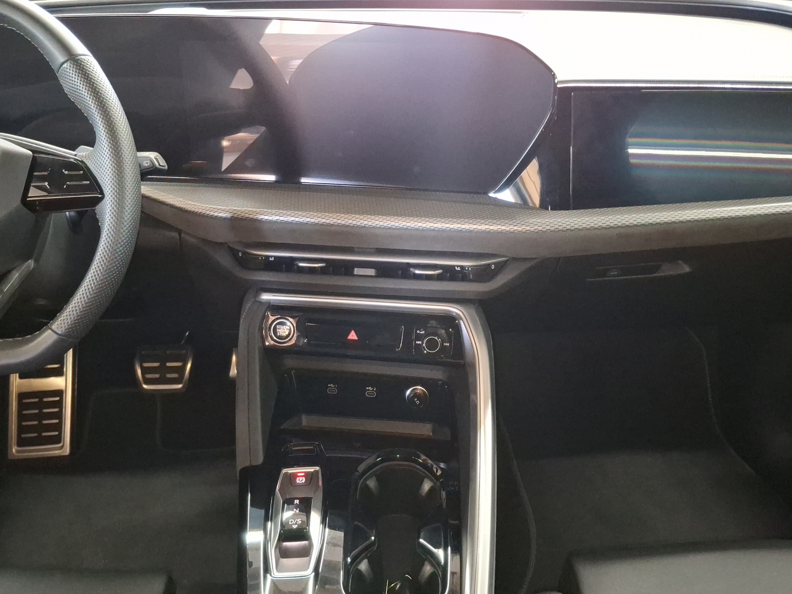 AUDI Q5 TFSI quatto 150 kW S-tronic-image-9