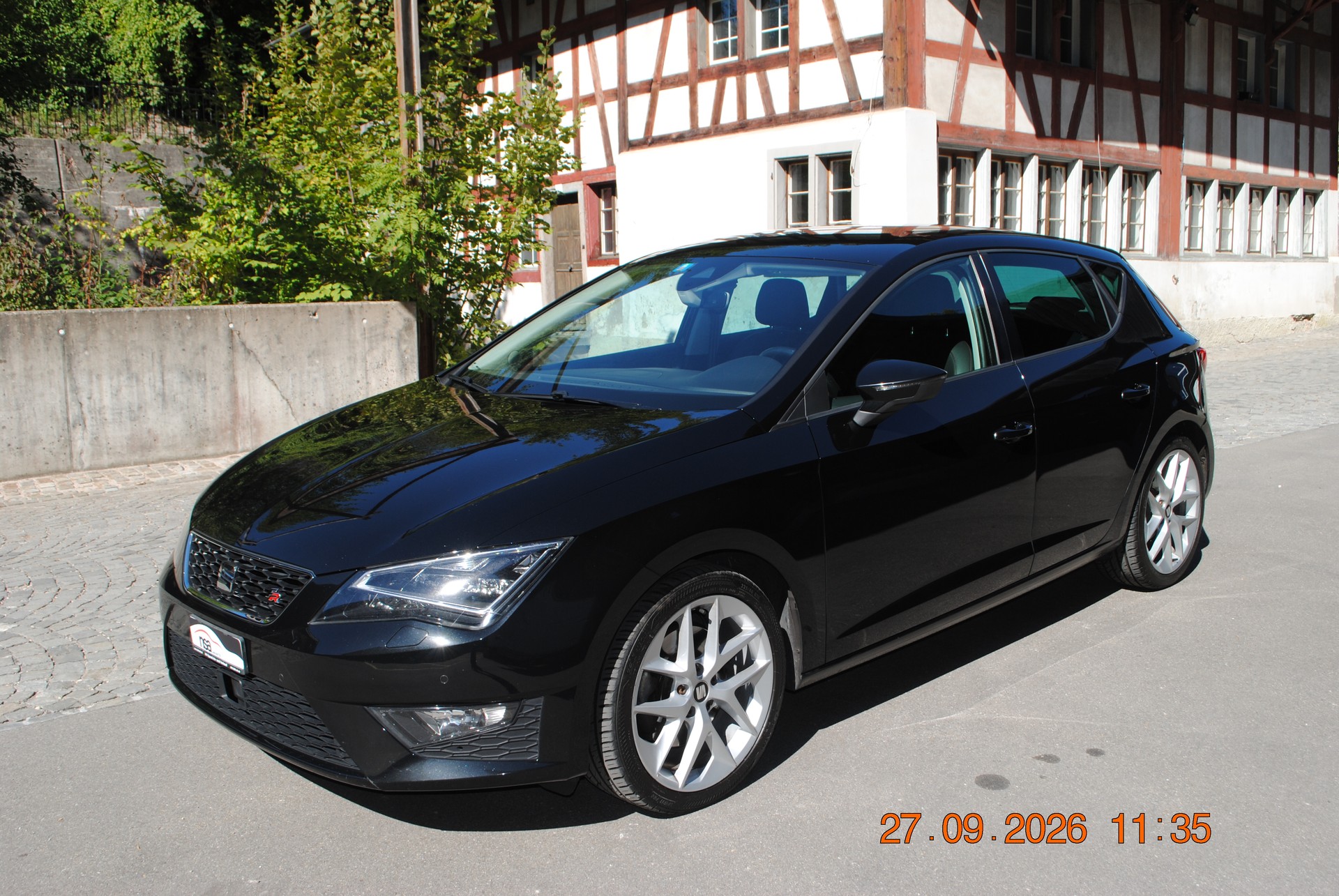 SEAT Leon 1.4 TSI Swiss FR-image-9