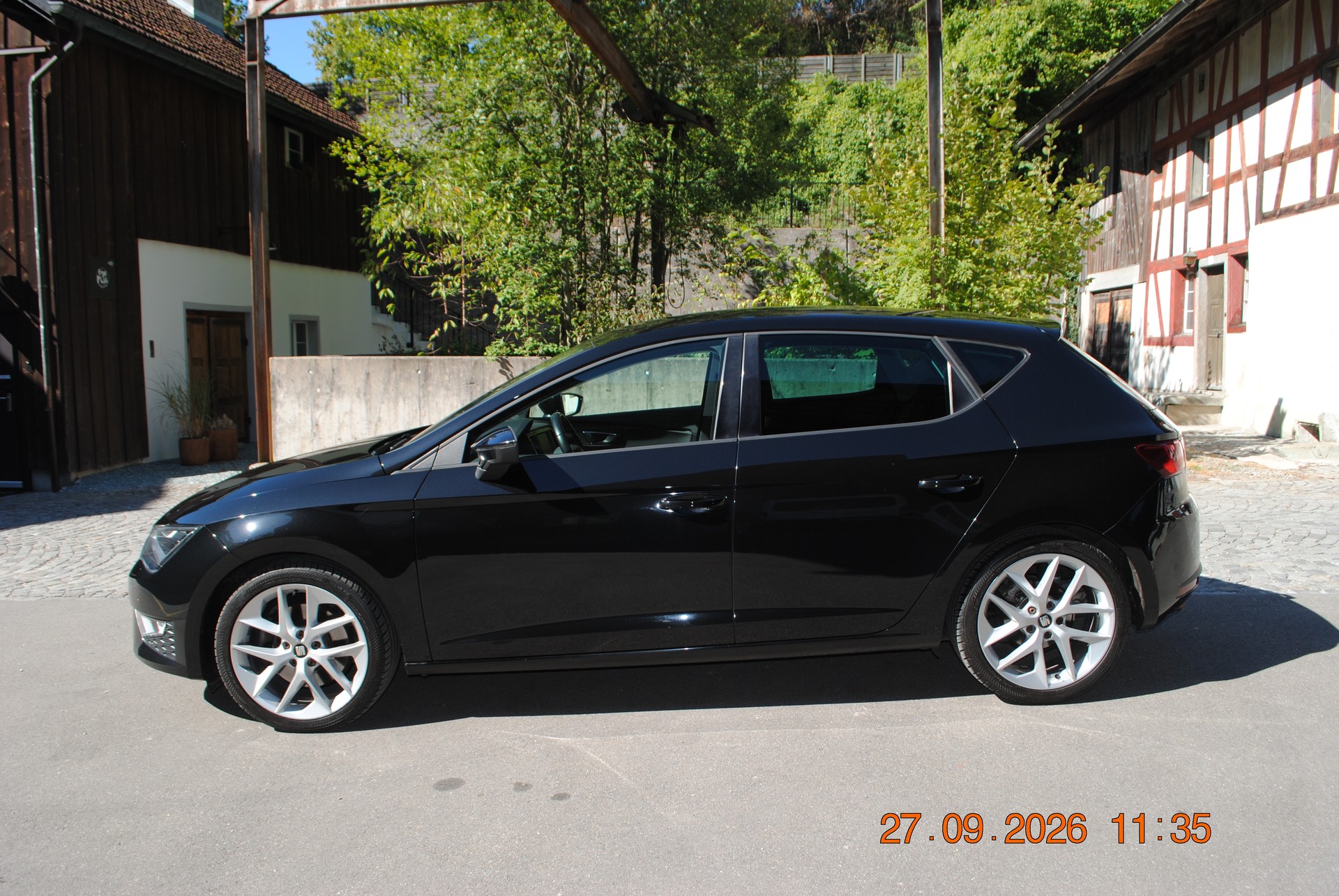 SEAT Leon 1.4 TSI Swiss FR-image-8