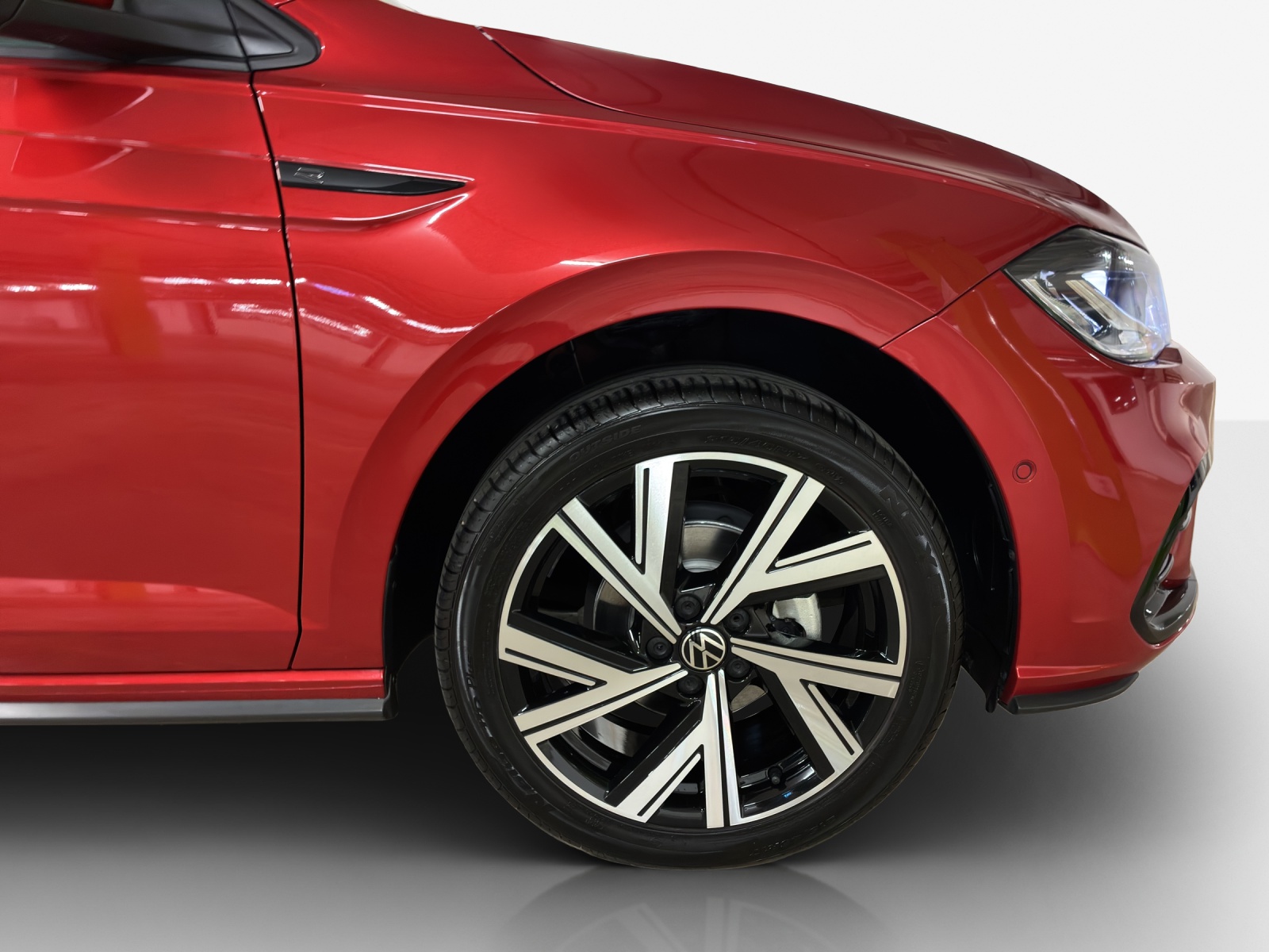 VW Polo 1.0 TSI R-Line DSG-image-13