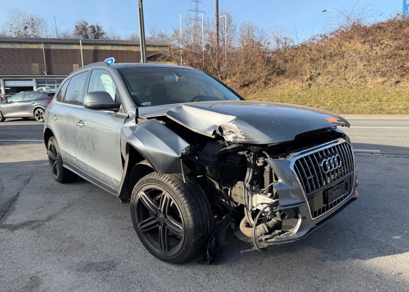 AUDI Q5 2.0 TFSI quattro tiptronic-image-3