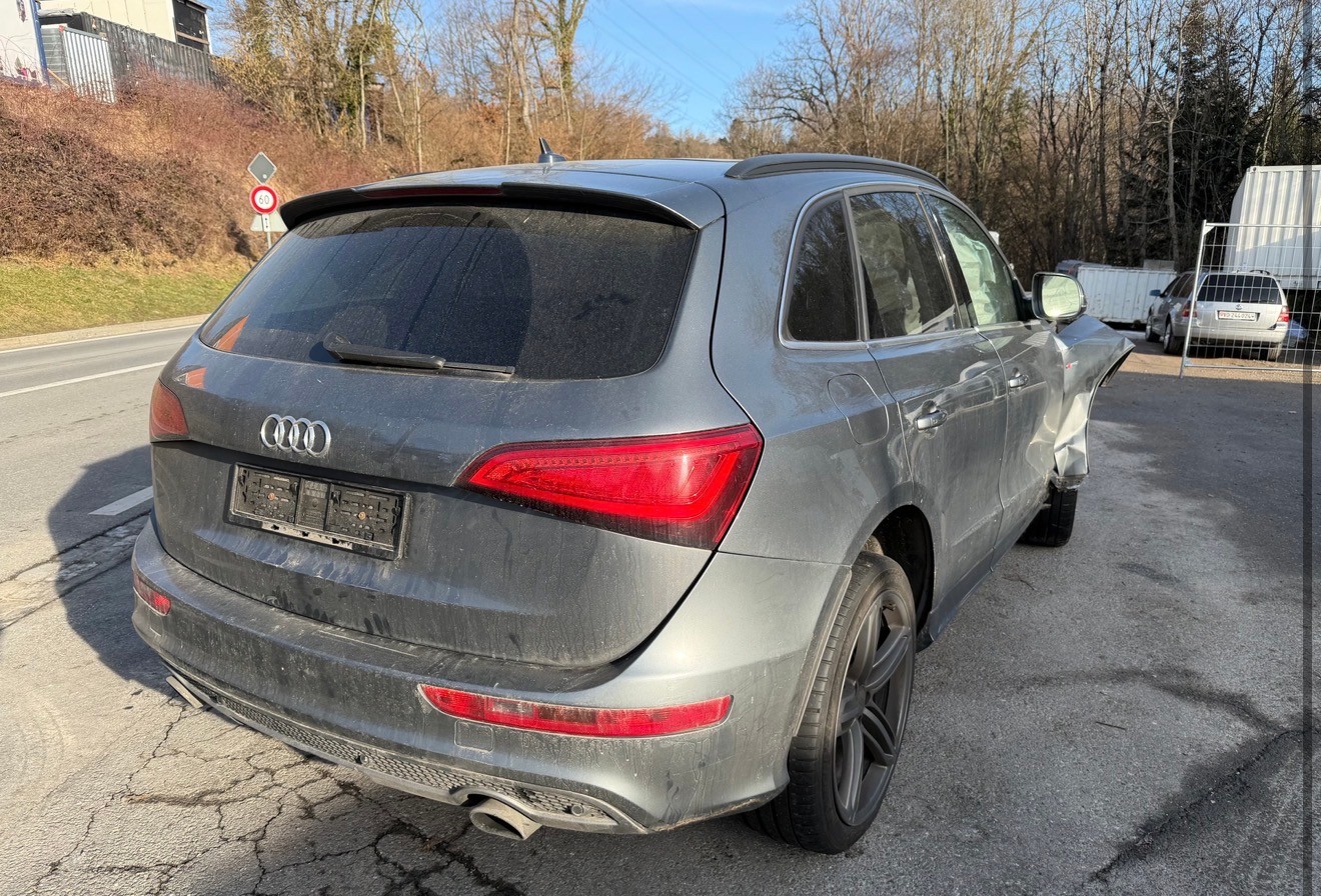 AUDI Q5 2.0 TFSI quattro tiptronic-image-2