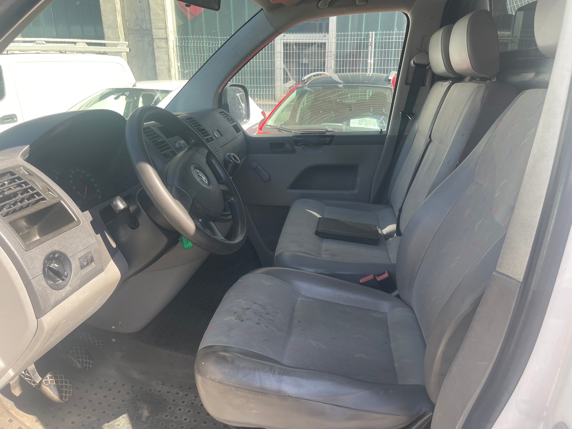 VW T5 2.5 TDI PD 4MOTION-image-7