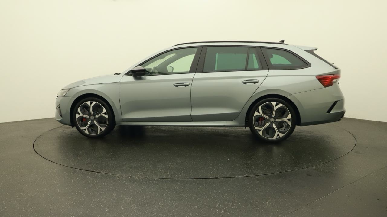 SKODA Octavia Combi 2.0 TSI DSG RS-image-1
