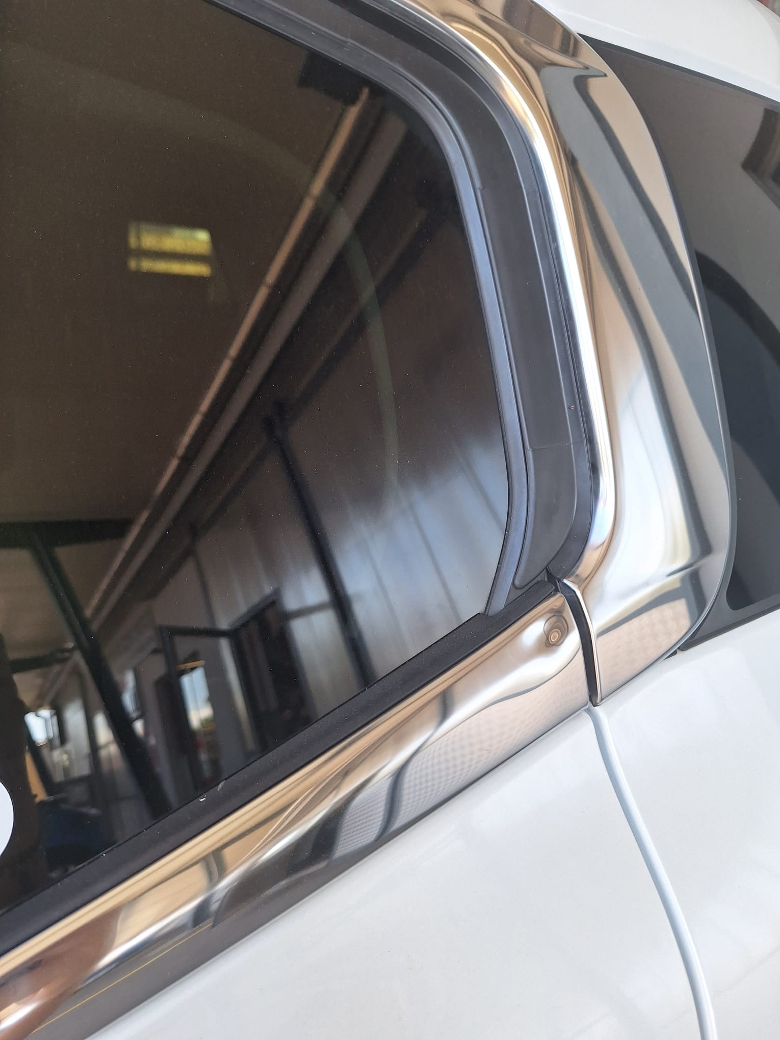 CITROEN C5 Aircross 1.6 PHEV Shine-image-2