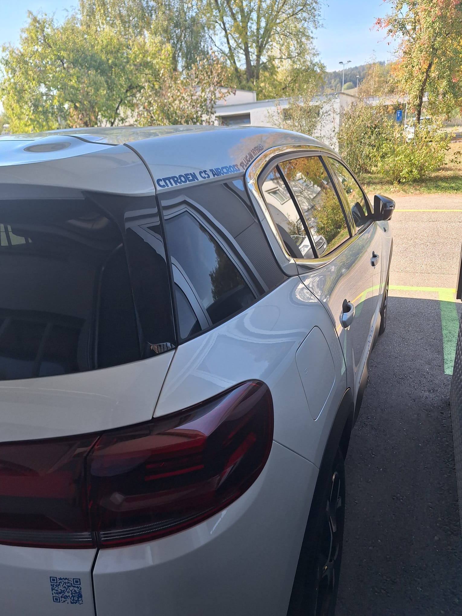 CITROEN C5 Aircross 1.6 PHEV Shine-image-4