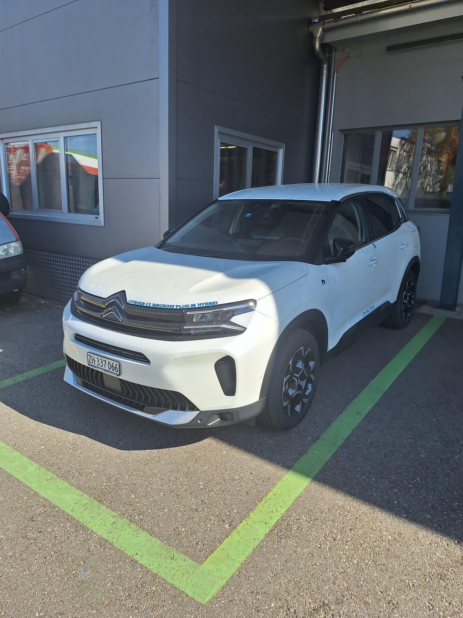 Car photo