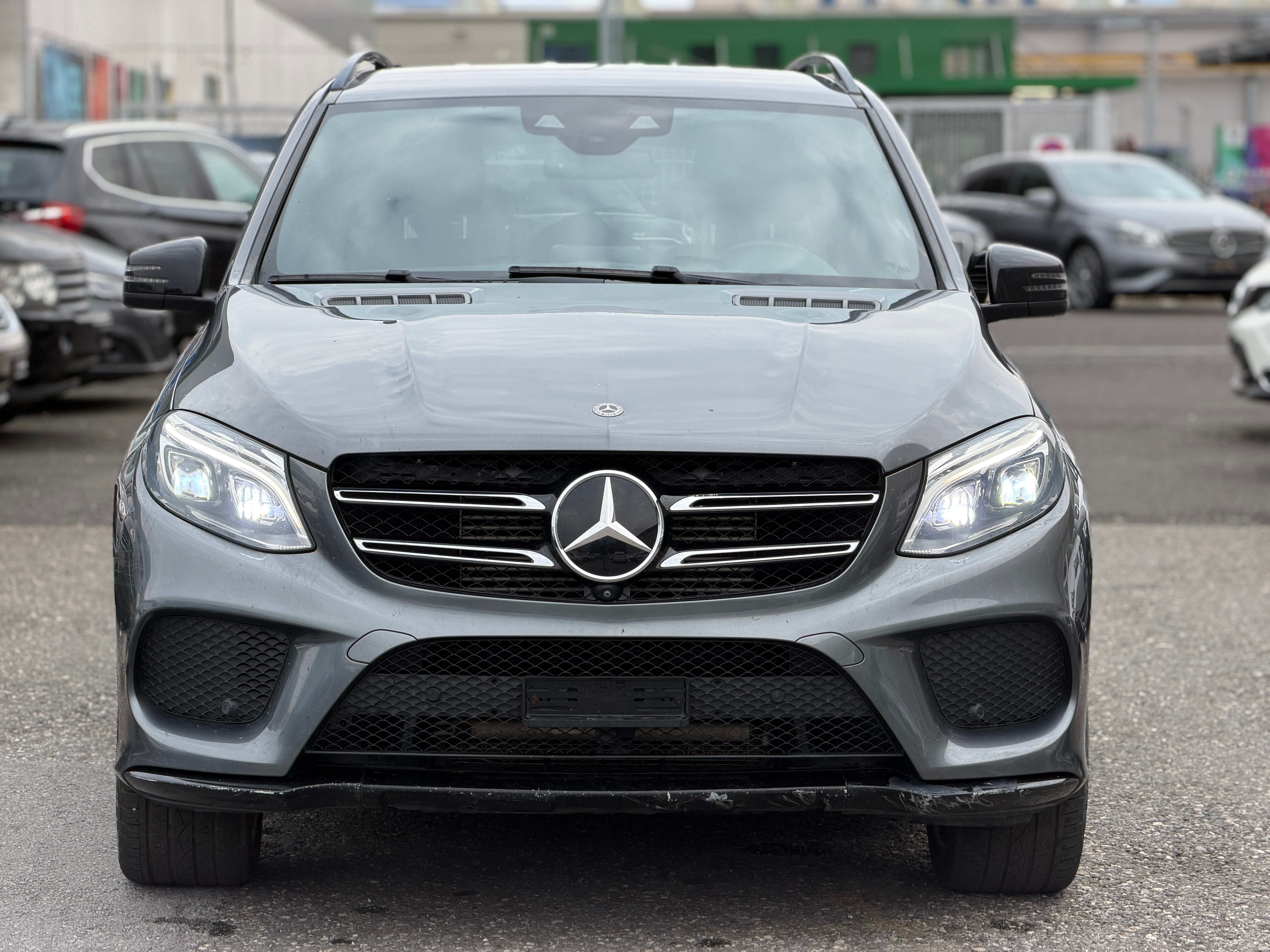Car photo