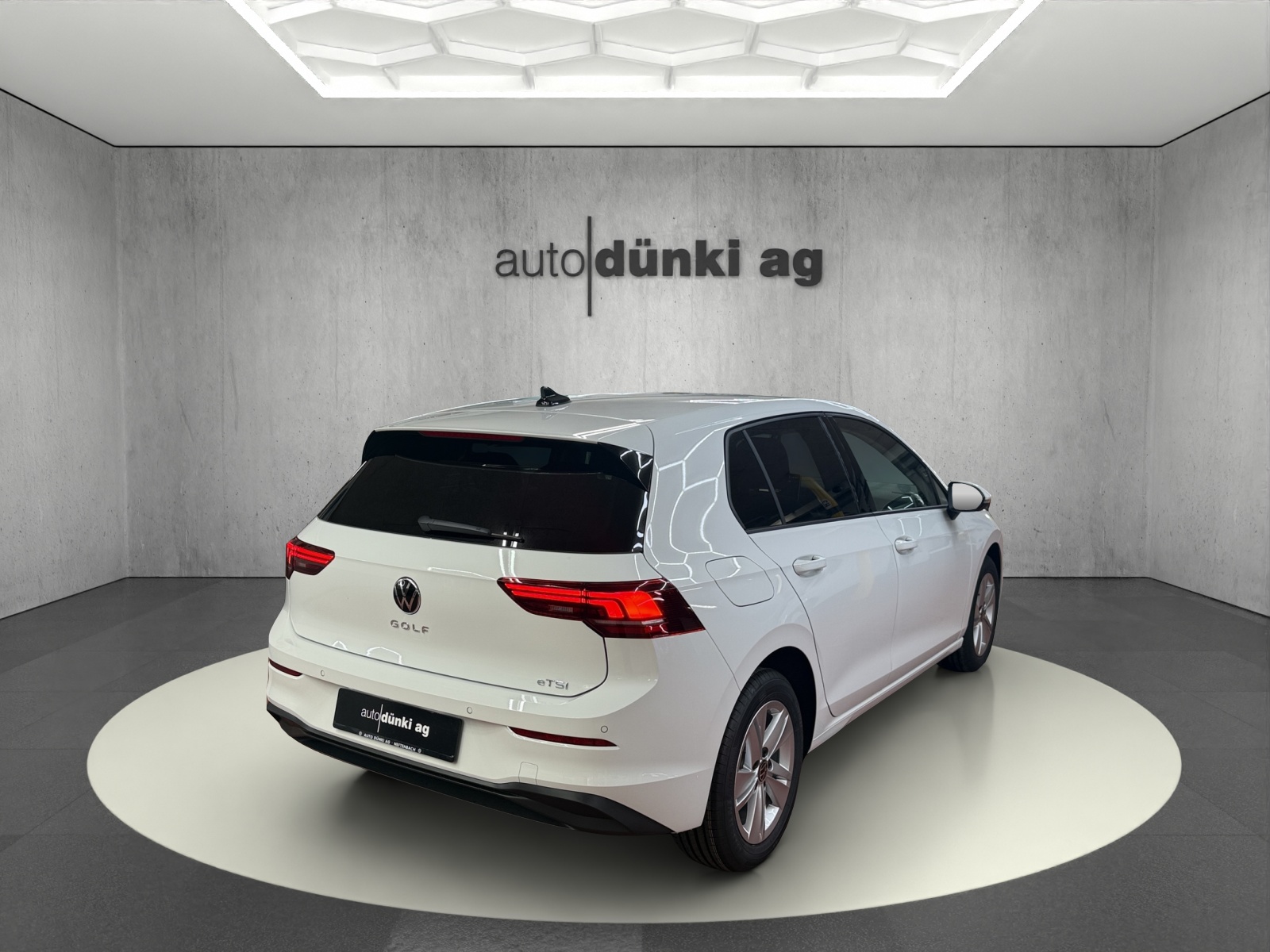 VW Golf 1.5 e TSI mHEV Value DSG-showroom-element-3