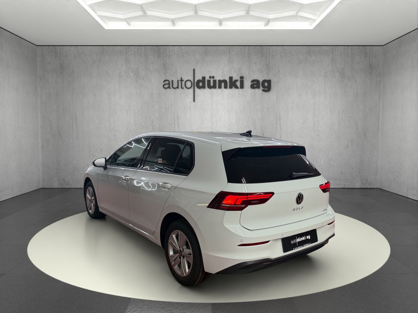 VW Golf 1.5 e TSI mHEV Value DSG-showroom-element-2