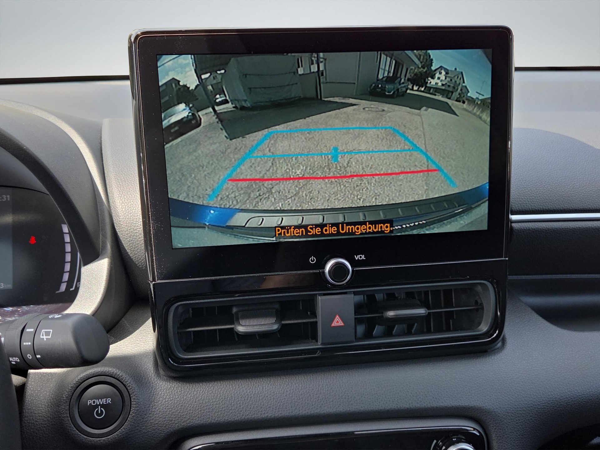TOYOTA Yaris 1.5 VVT-i HSD Trend-image-13