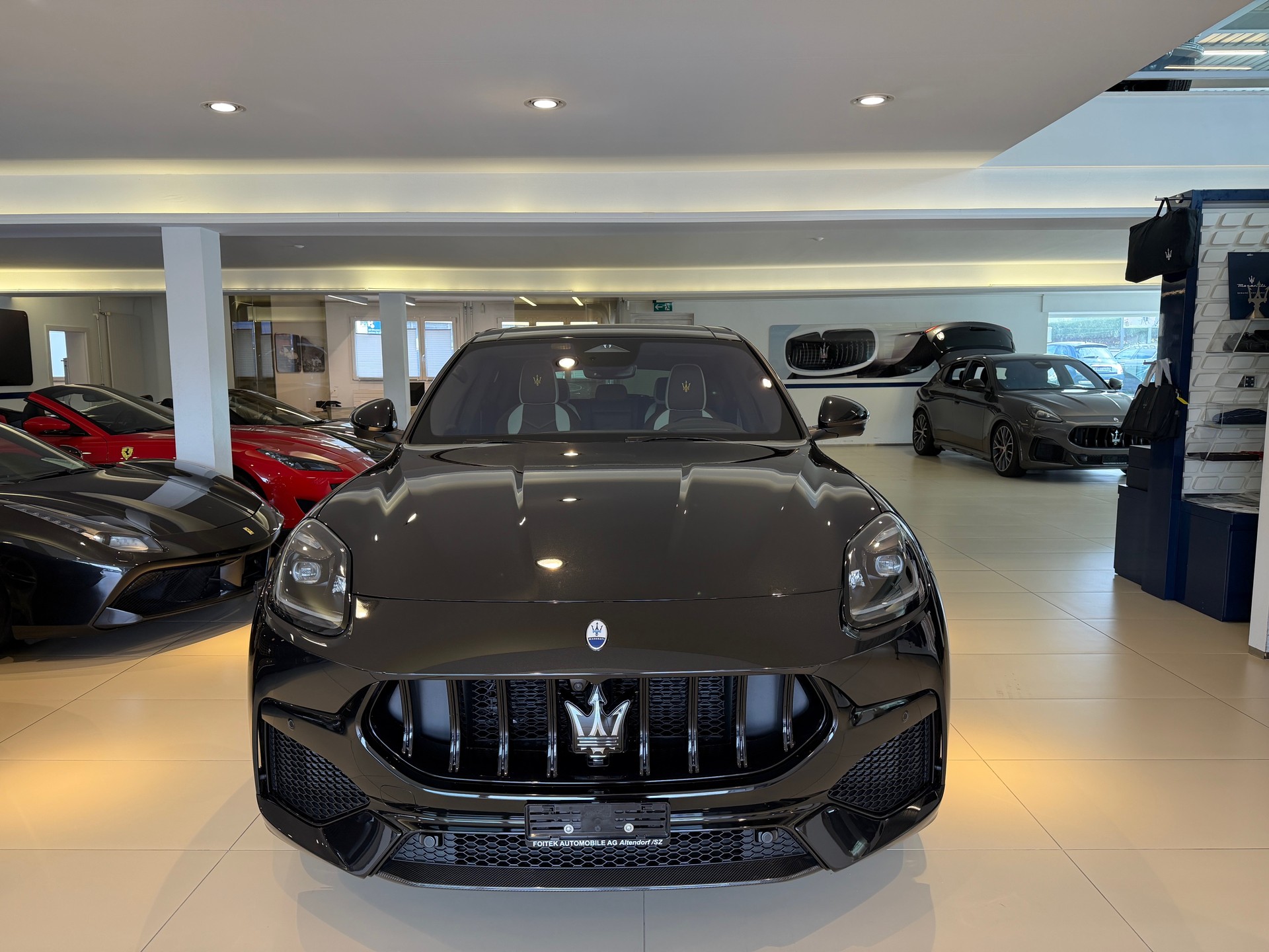 MASERATI Grecale 3.0 Trofeo Modelljahr 2027-image-17