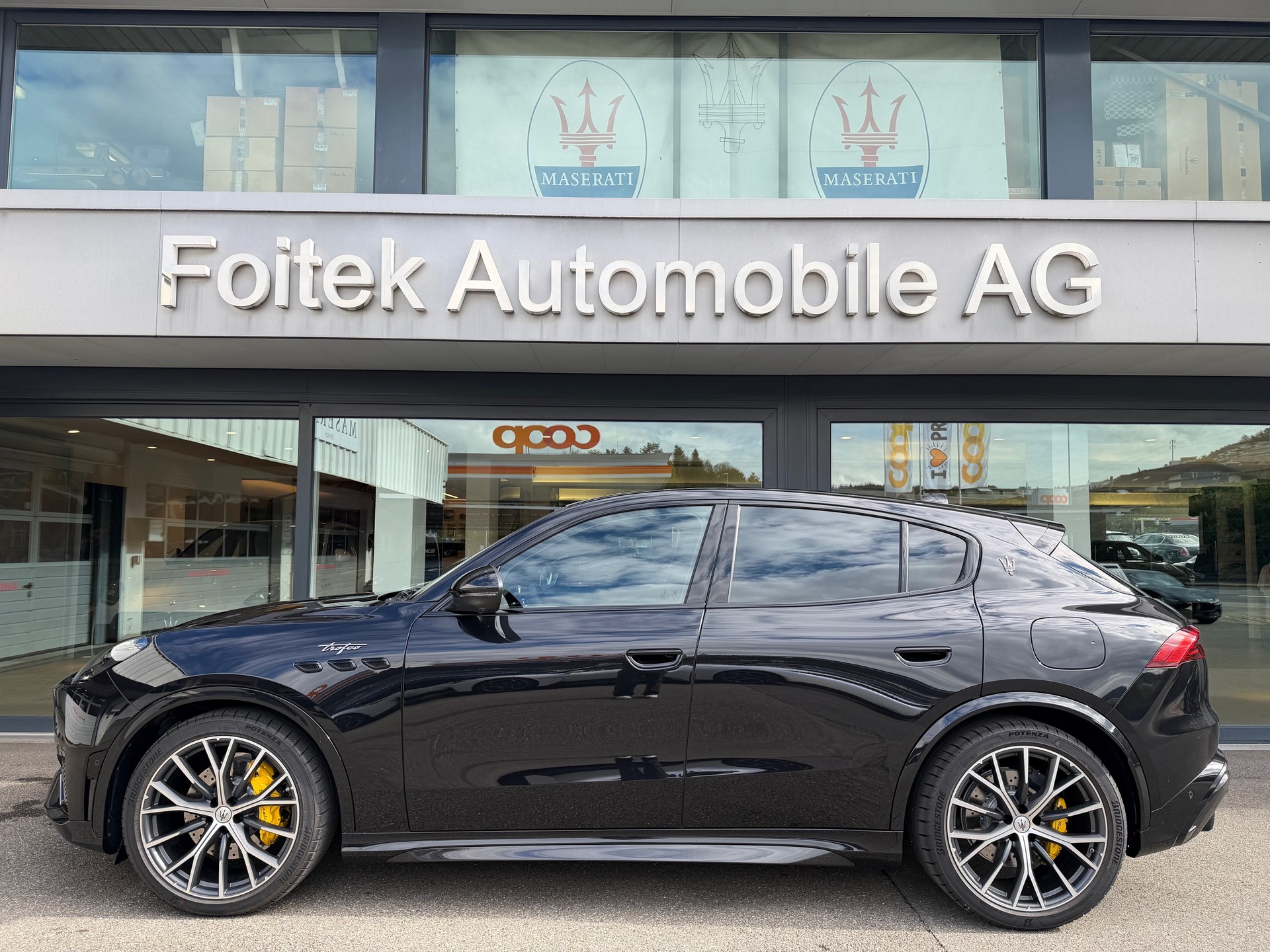 MASERATI Grecale 3.0 Trofeo Modelljahr 2027-image-1