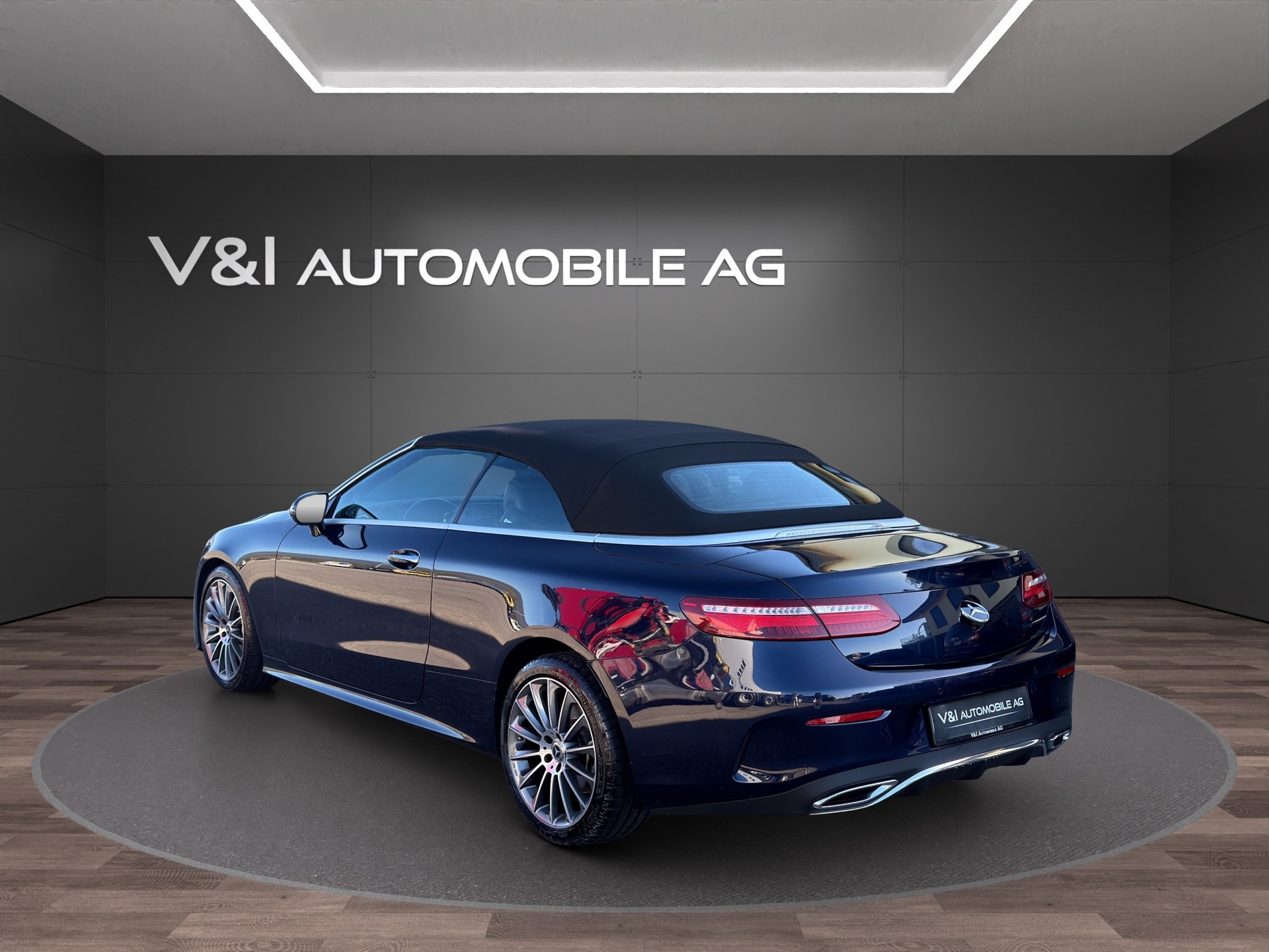 MERCEDES-BENZ E 350 d Cabriolet AMG Line 4 Matic 9G-Tronic-image-4
