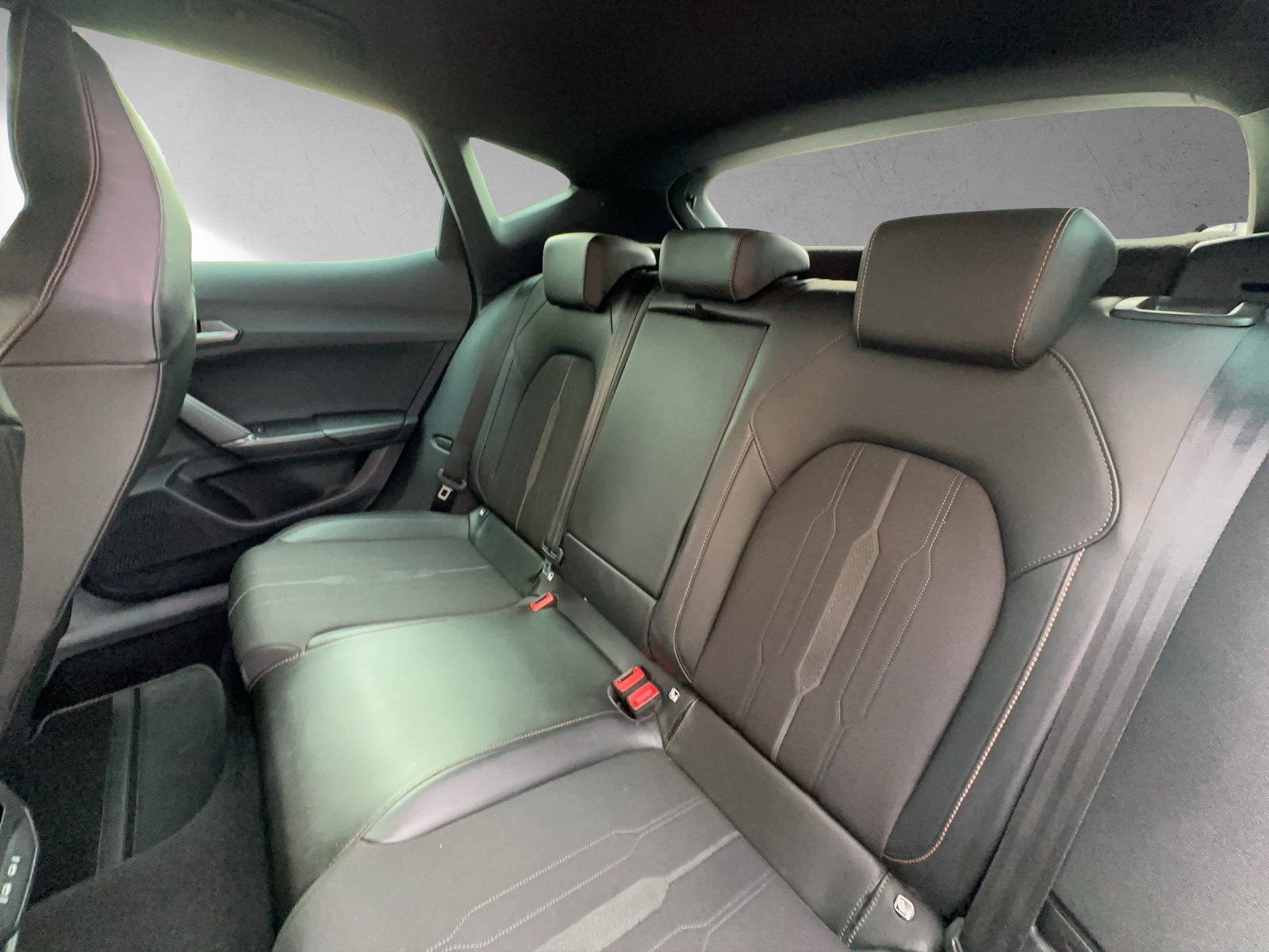 CUPRA Formentor 2.0TSI VZ DSG-image-12