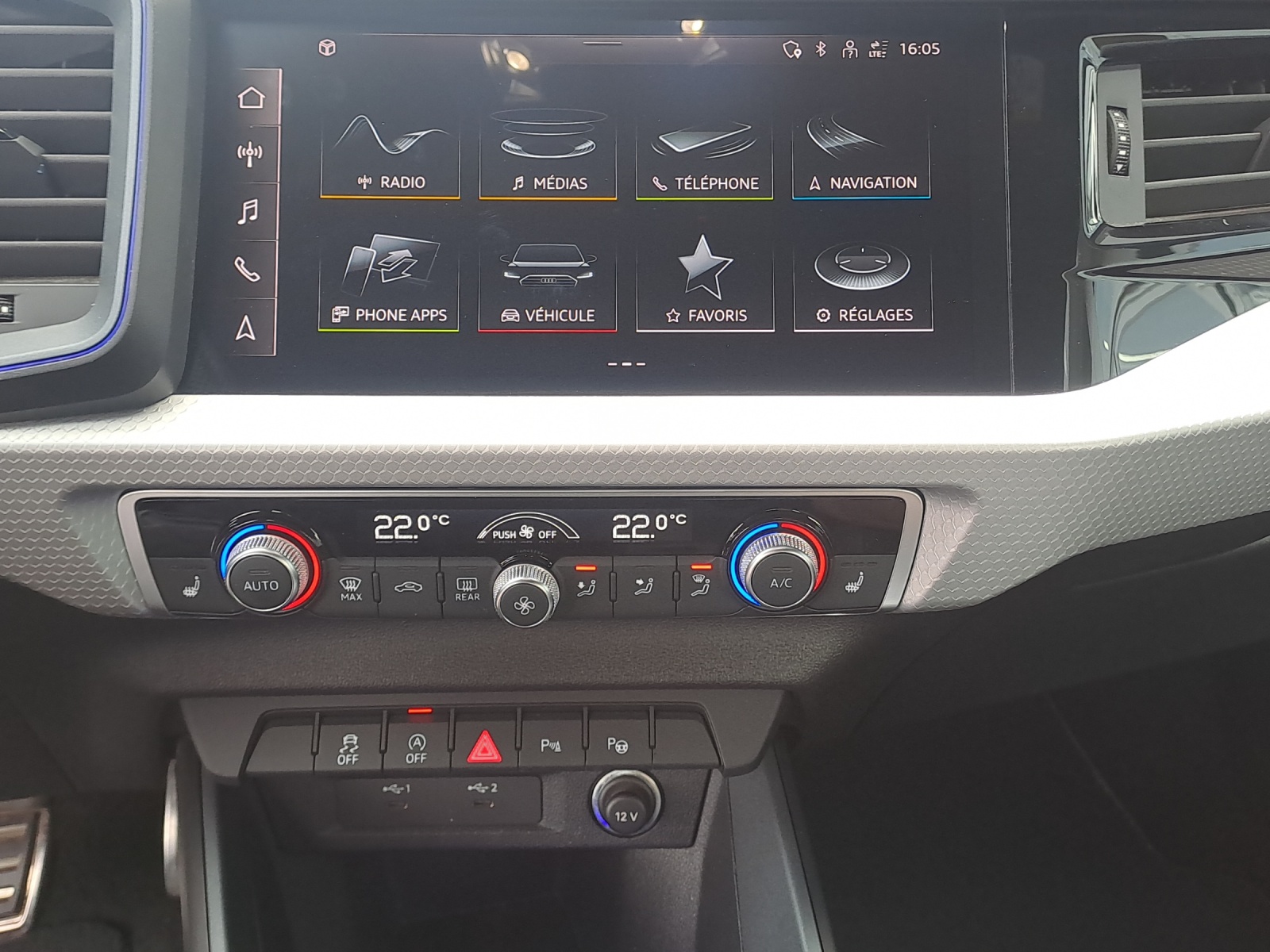 AUDI A1 allstreet 30 TFSI Attraction S-tronic-image-10