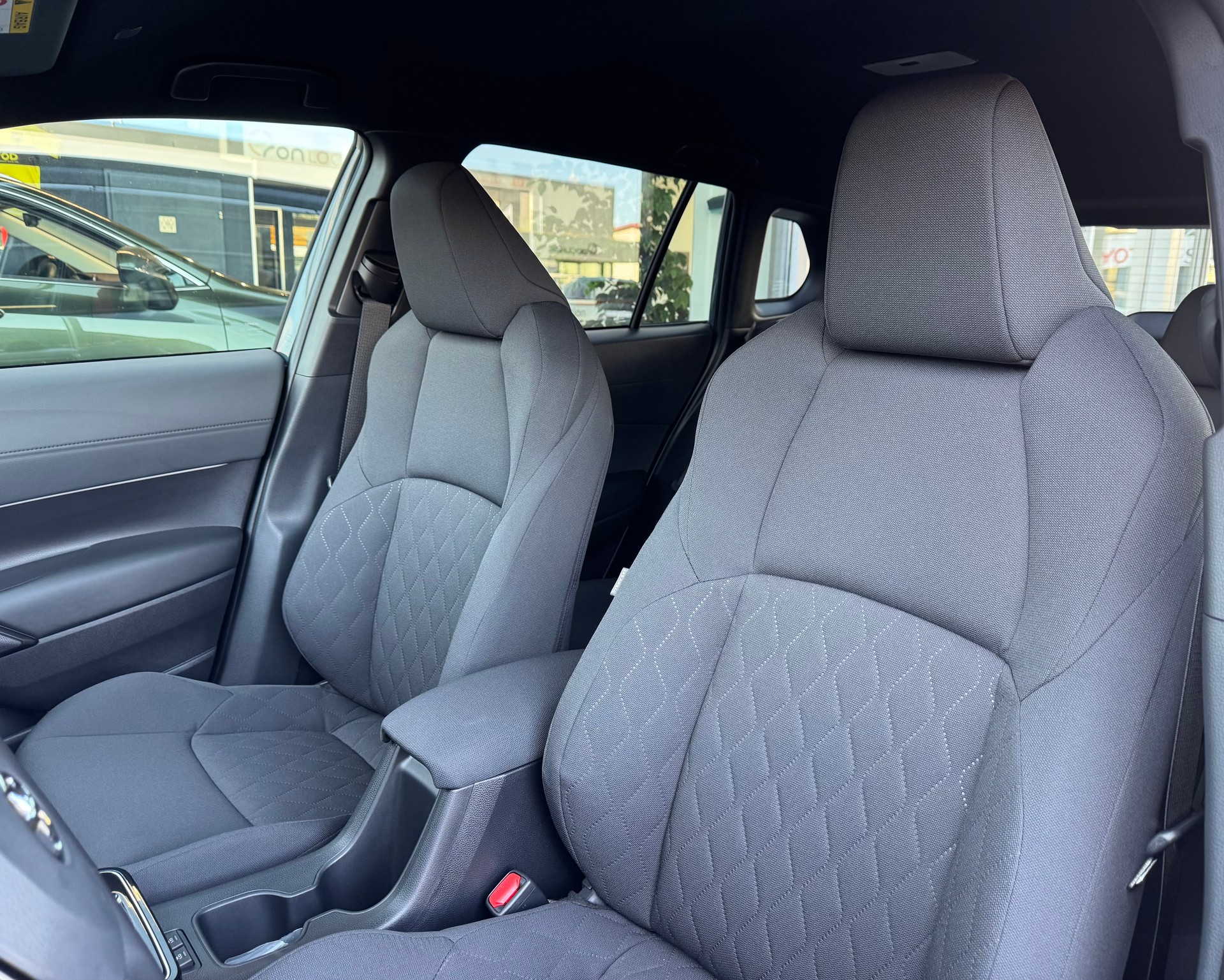 TOYOTA Corolla Cross 2.0 Trend e-CVT-image-12