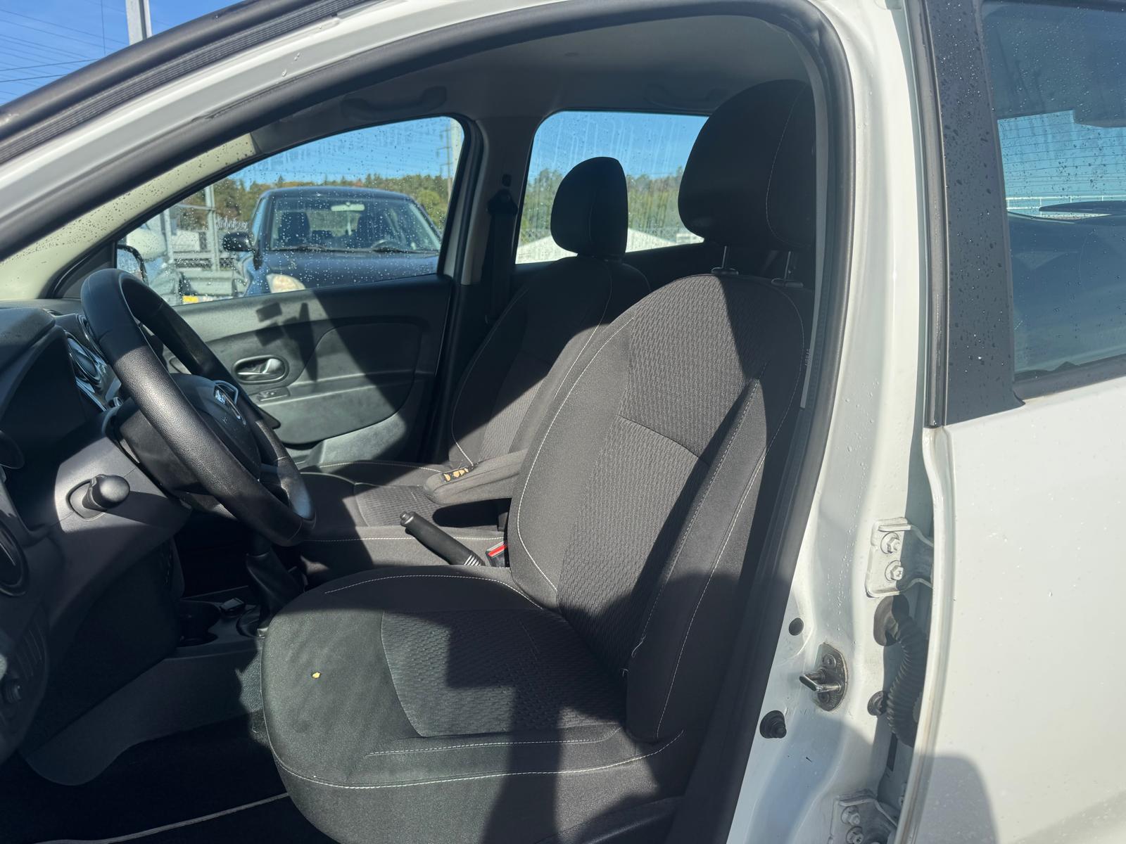 DACIA Sandero 1.0 Comfort-image-9