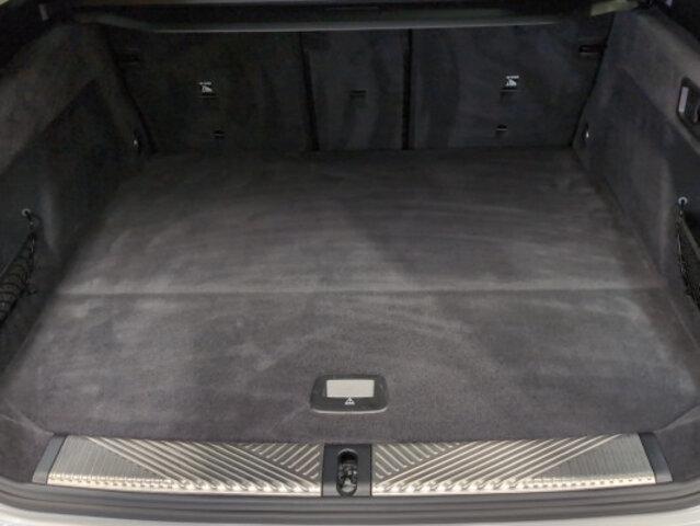 BMW 5er Reihe G61 Touring 520d xDrive-image-11