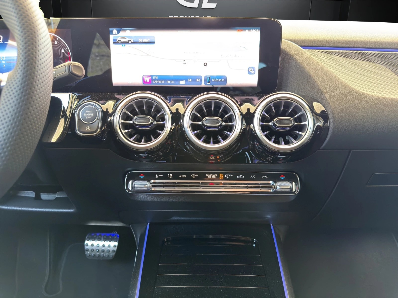 MERCEDES-BENZ GLA 220 4Matic 8G-DCT-image-10