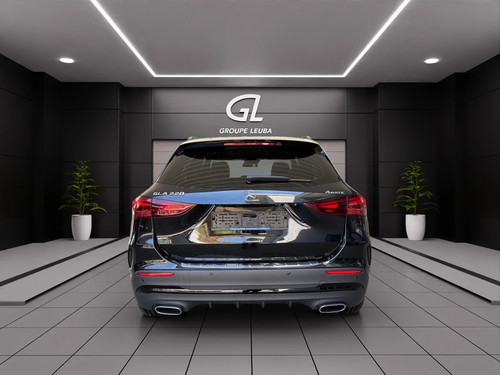 MERCEDES-BENZ GLA 220 4Matic 8G-DCT-image-4