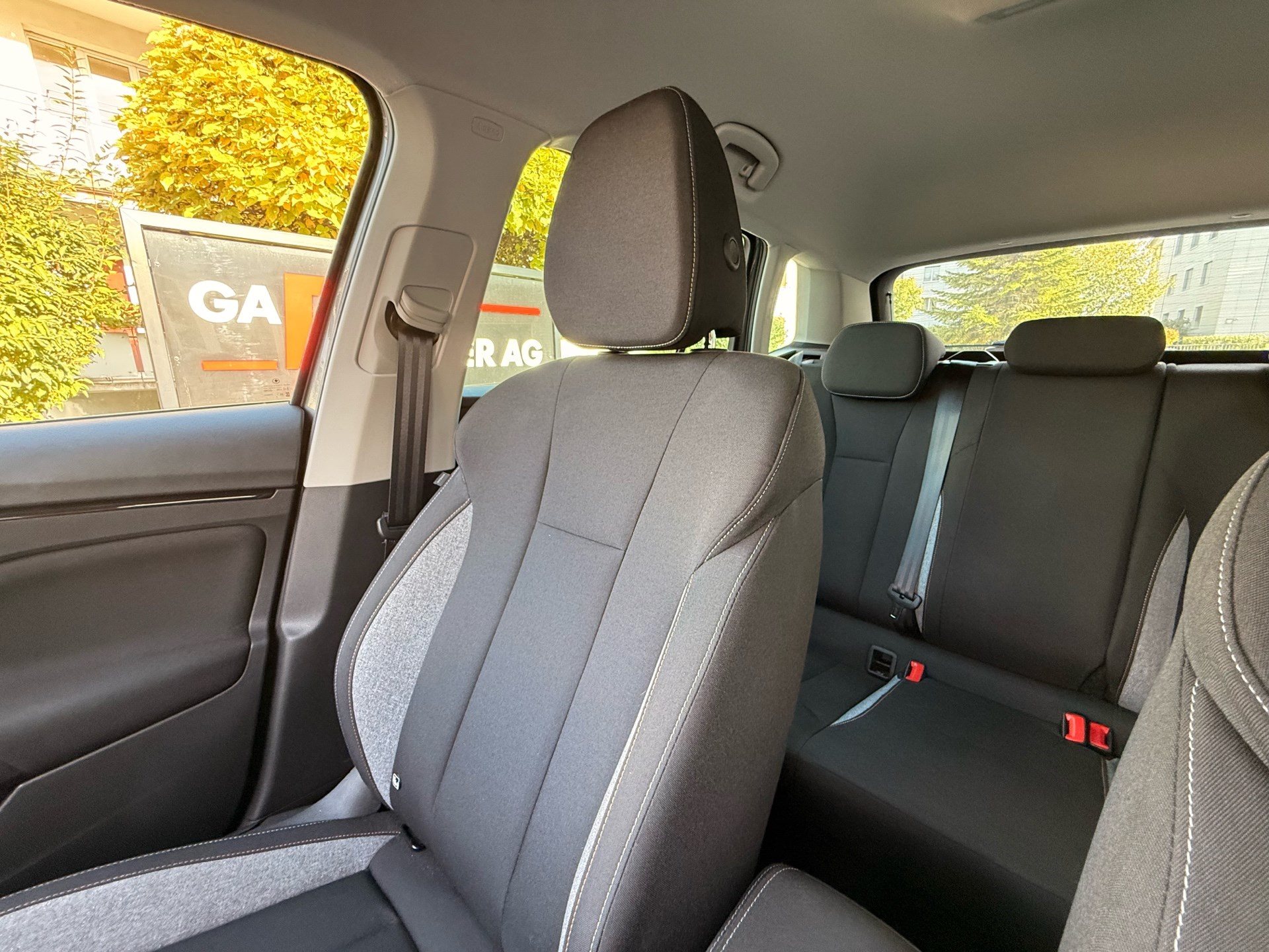 SKODA Kamiq Selection ***ANHÄNGERKUPPLUNG & 5 JAHRE SKODA WERKSGARANTIE ***-image-7
