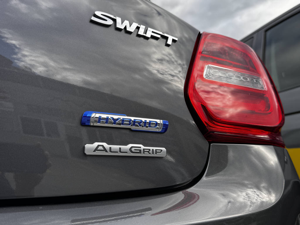 SUZUKI Swift 1.2 Piz Sulai Hybrid 4x4-image-24