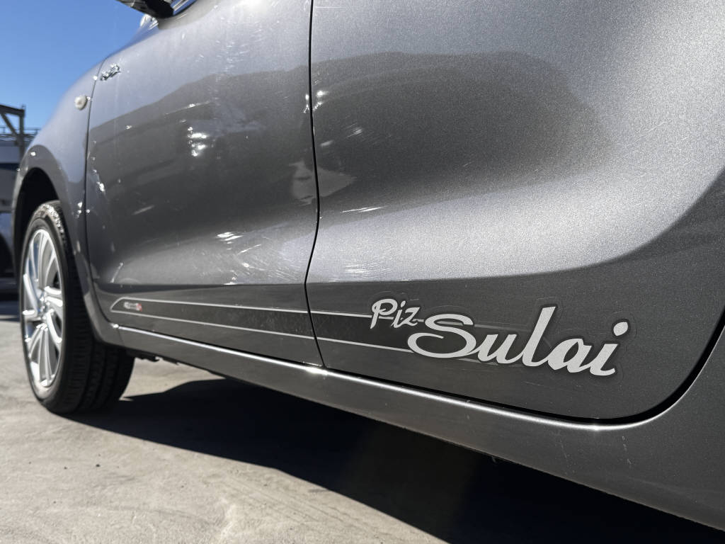 SUZUKI Swift 1.2 Piz Sulai Hybrid 4x4-image-4