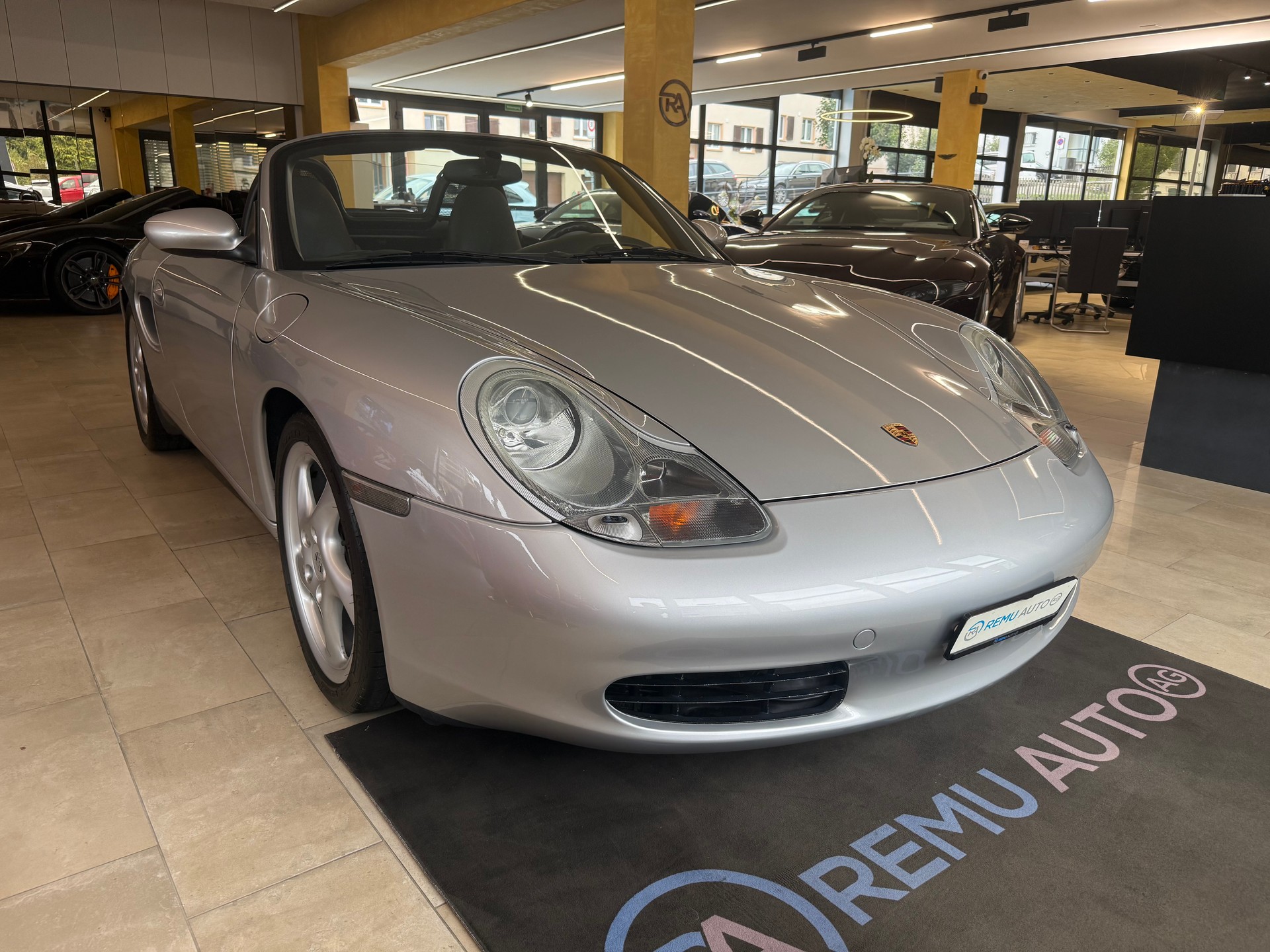 PORSCHE 986-image-0