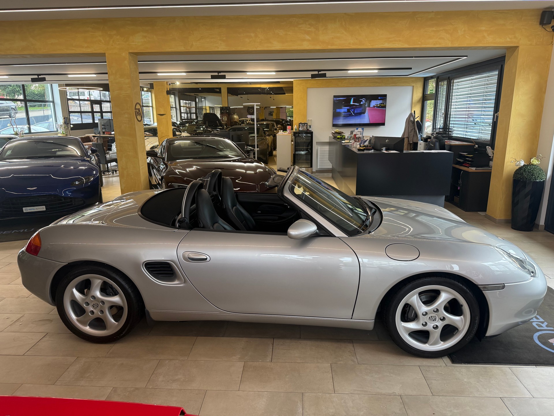 PORSCHE 986-image-1