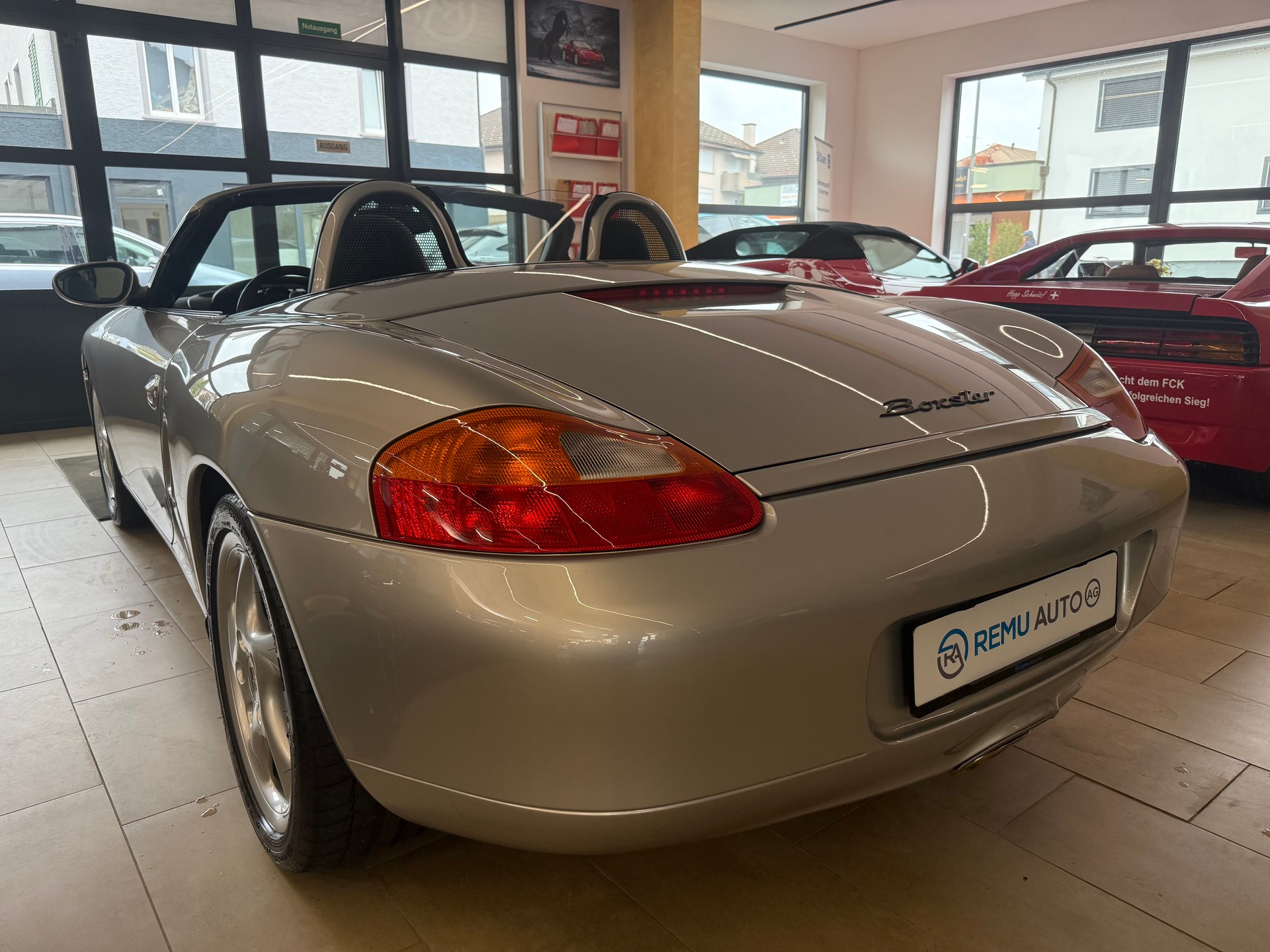 PORSCHE 986-image-4