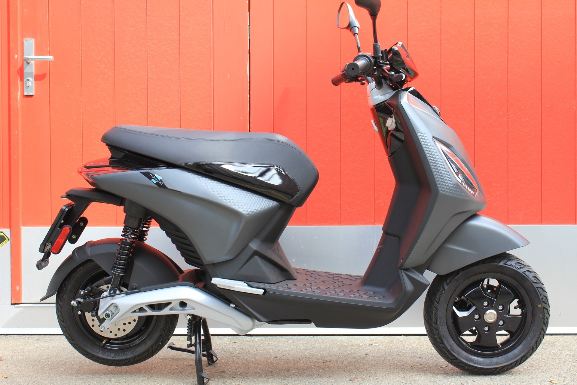 PIAGGIO Piaggio 1 Active 60km/h Full Electric-image-11