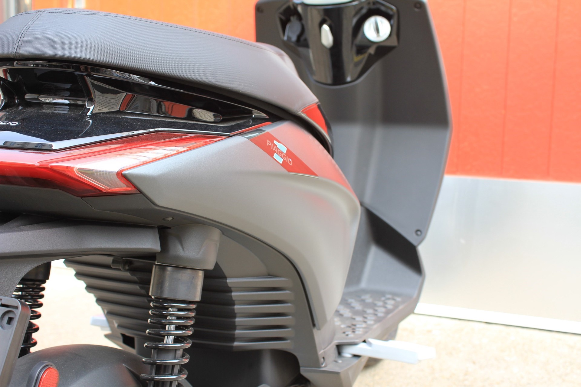 PIAGGIO Piaggio 1 Active 60km/h Full Electric-image-7